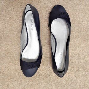 Liz Claiborne Anabella Navy Ballet Flats